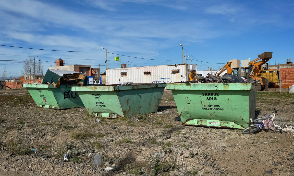 Programa ‘Eco Capital: La Municipalidad de Rawson trasladó los volquetes para la disposición de residuos al área 13