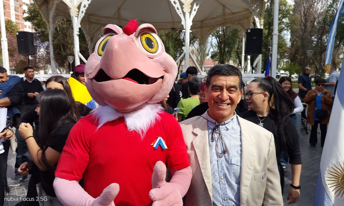 Sergio Gómez destacó la celebración de las Fiestas Patrias chilenas en Trelew
