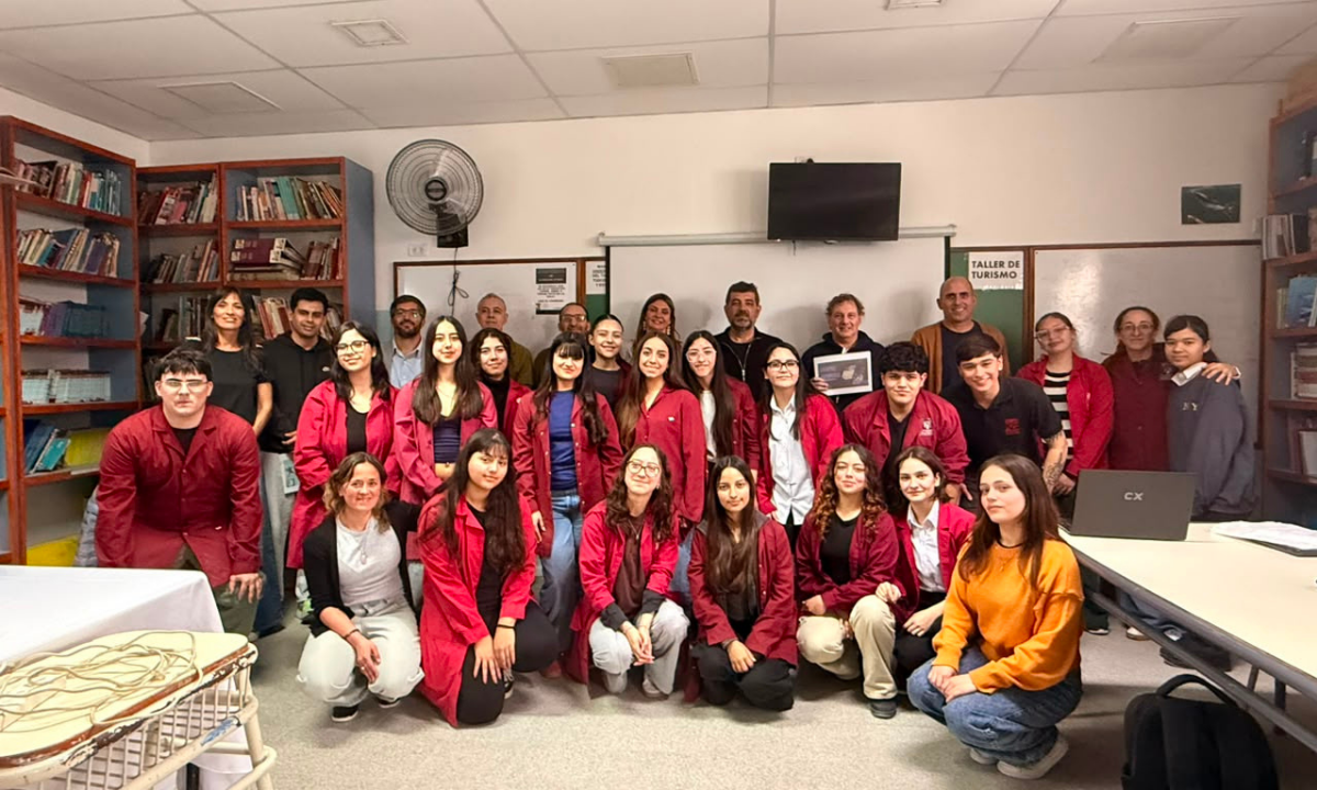 Estudiantes diseñaron propuestas para impulsar el turismo deportivo en los clubes de Madryn