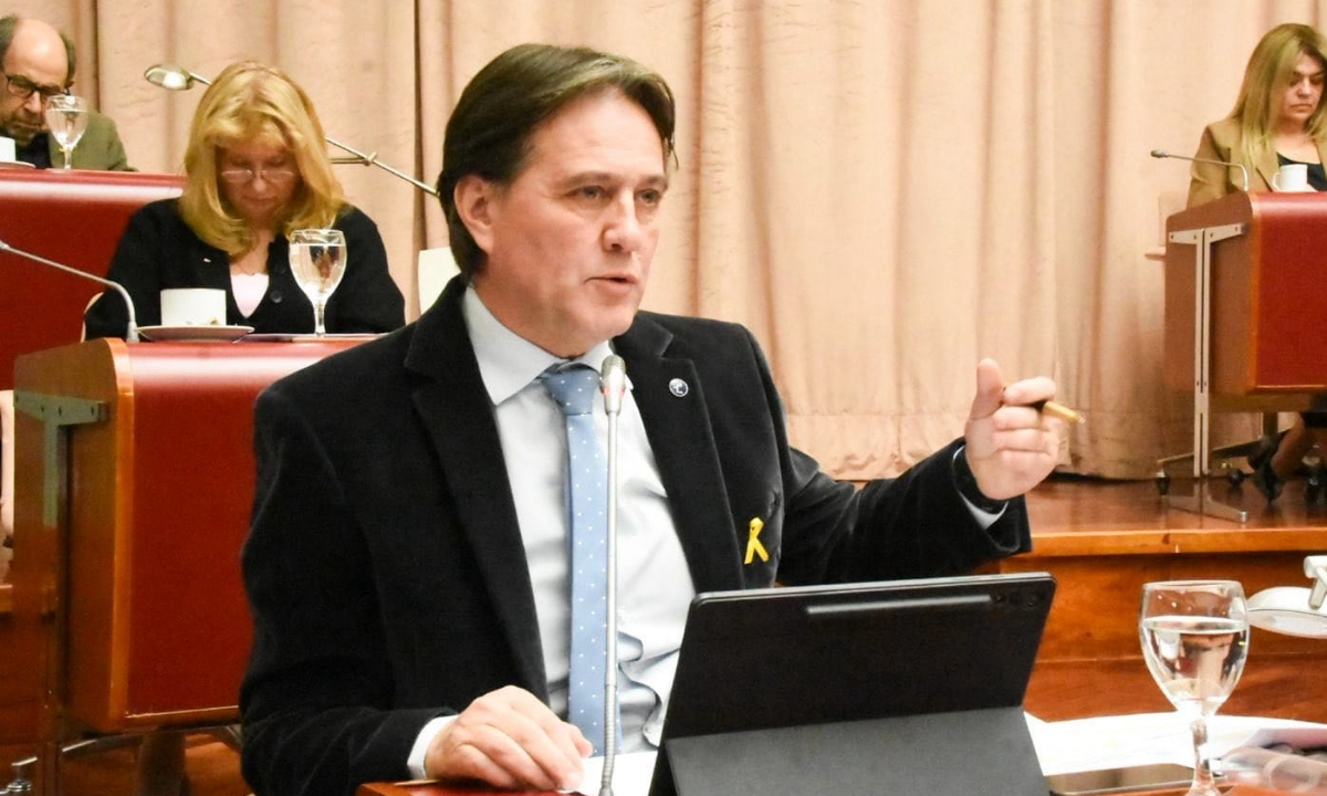 Juncos explicó el proyecto de alivio financiero y el nuevo régimen de descuentos para empleados públicos