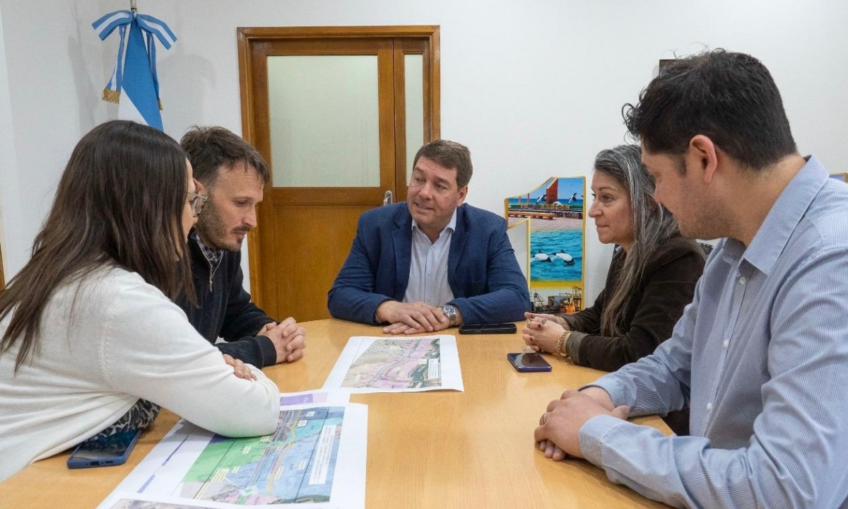 Municipio y Vialidad Provincial analizaron aspectos del proyecto de la doble trocha Rawson-Trelew