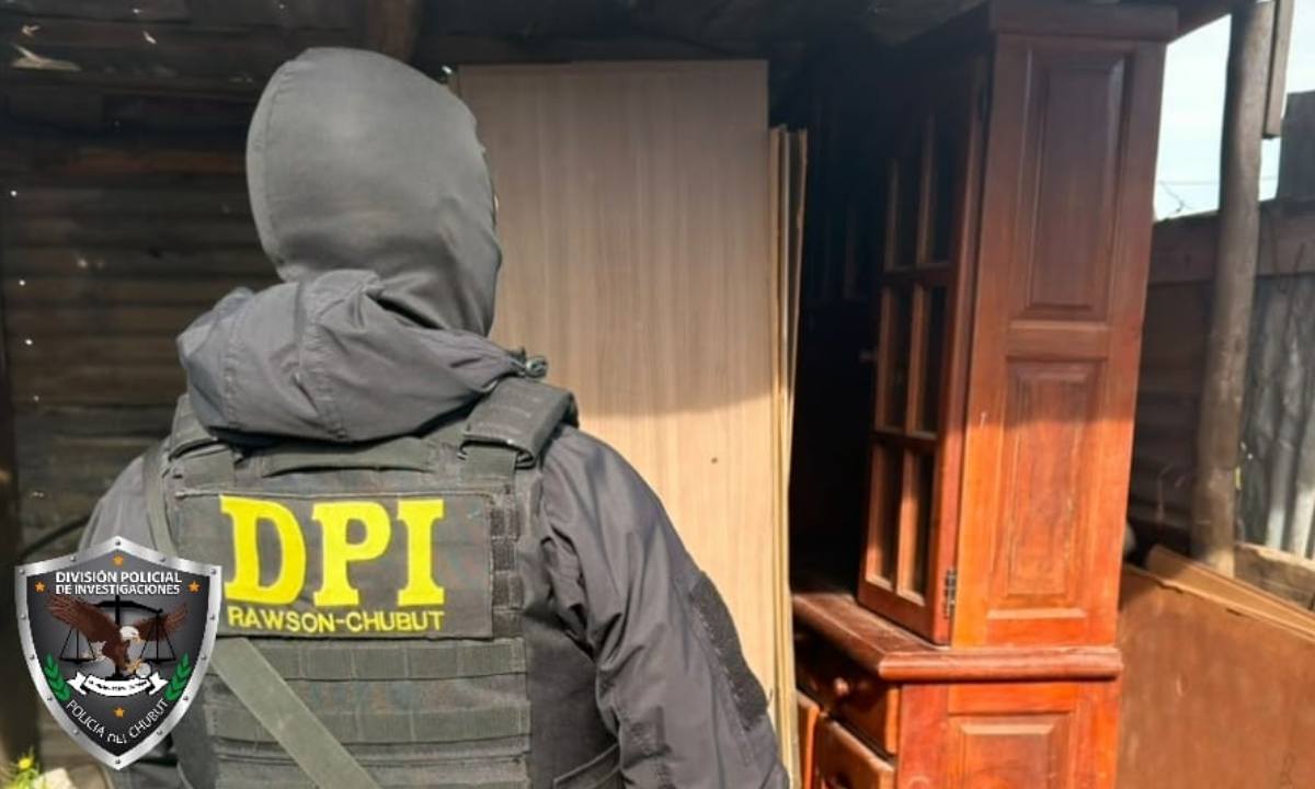 Secuestraron muebles y griferías robados de una vivienda de Área 16 durante un allanamiento en el Loteo Ex-IAC
