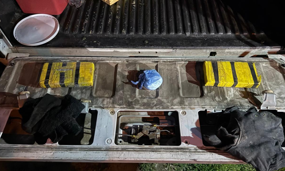 La Policía del Chubut desarticuló una organización dedicada al narcotráfico y secuestró más de cinco kilos de cocaína