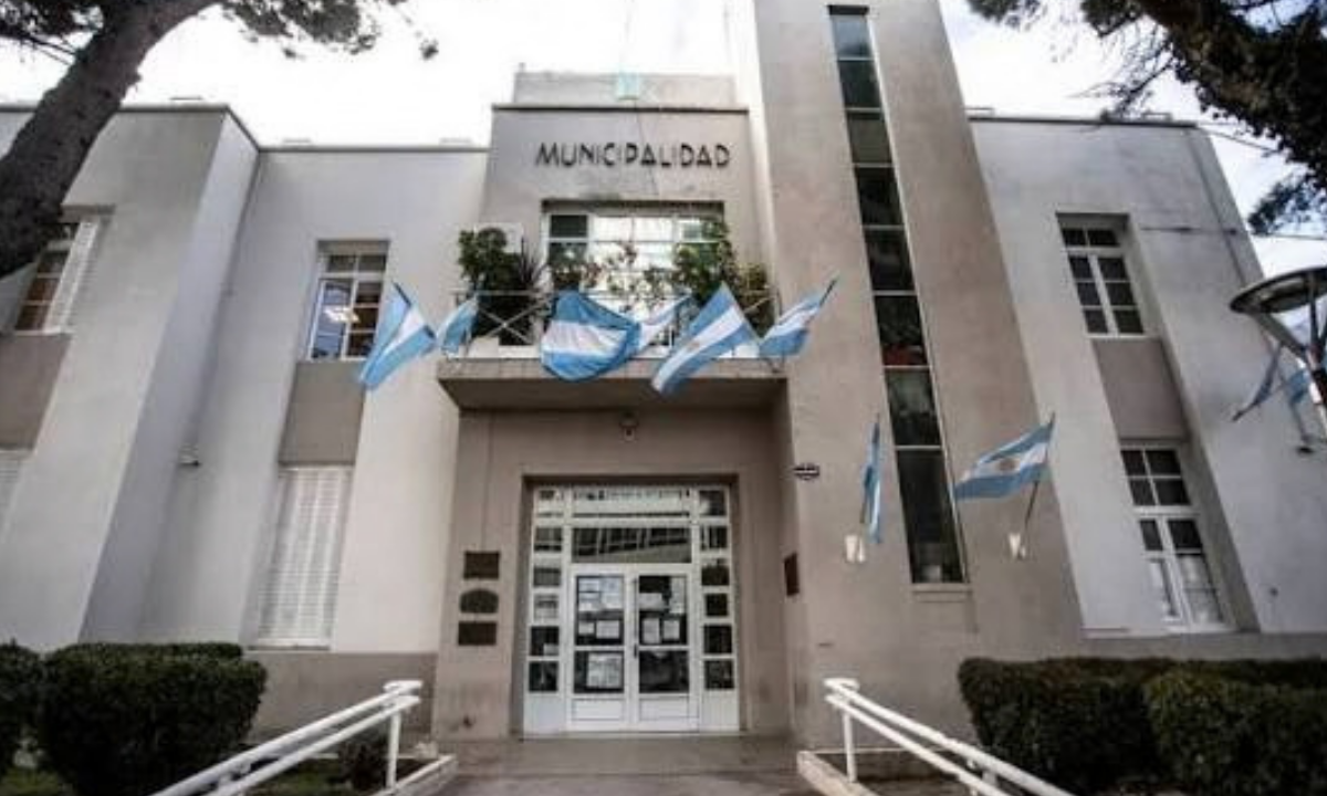 En la Municipalidad de Comodoro Rivadavia sigue el festival de compras con sobreprecios