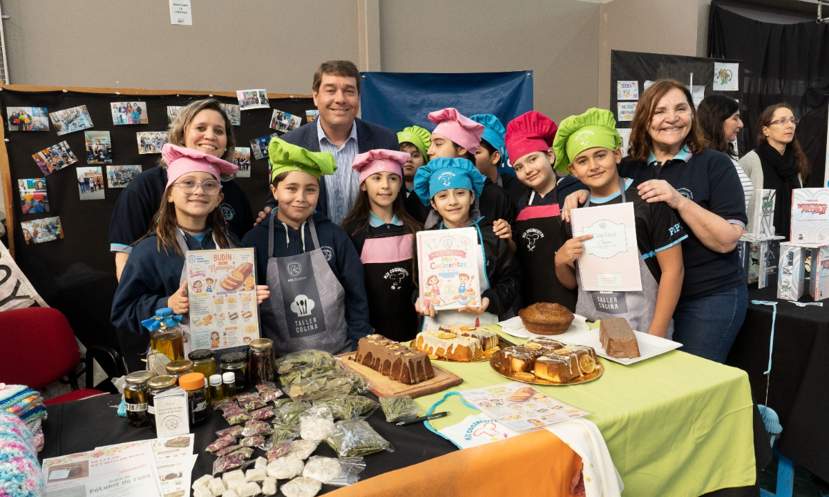 Rawson: La cuarta edición de la Feria del Libro ya abrió sus puertas con escritores locales y nacionales