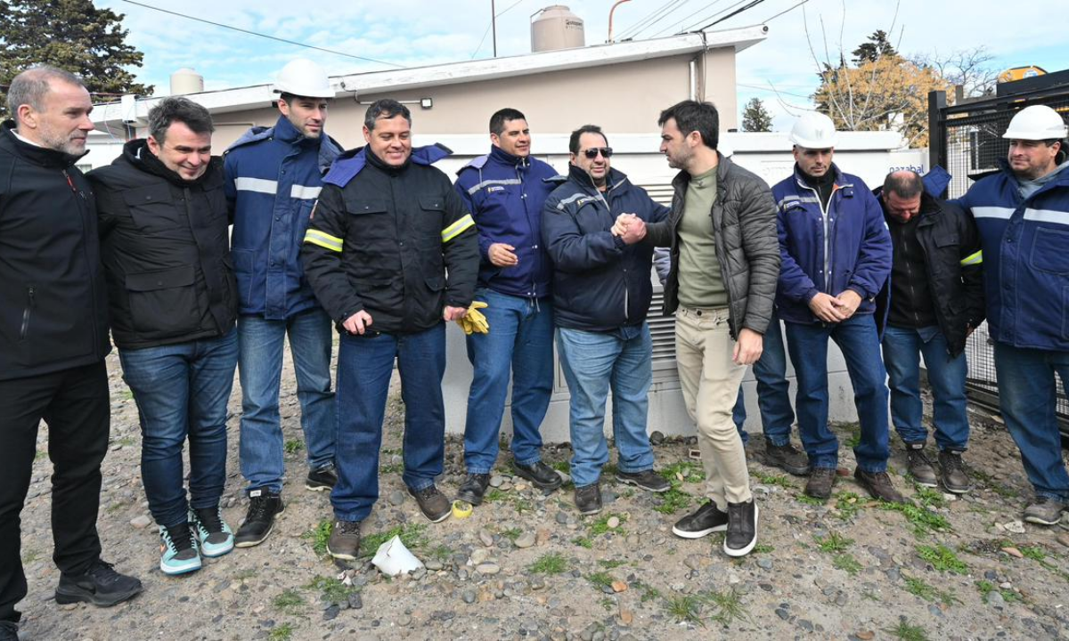 Torres puso en marcha la Subestación Eléctrica que permite resolver un déficit energético de 13 años en el Hospital de Rawson