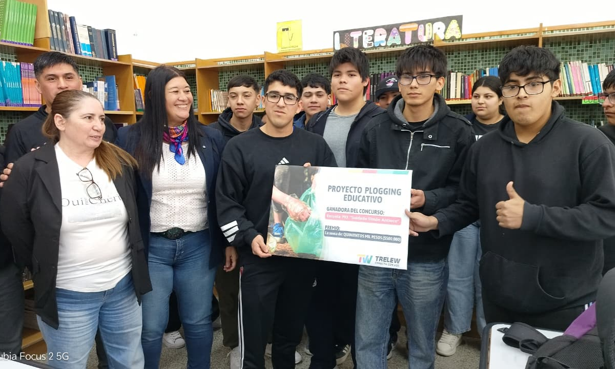La Escuela 793 de Trelew recibió un reconocimiento por ganar el desafío ambiental