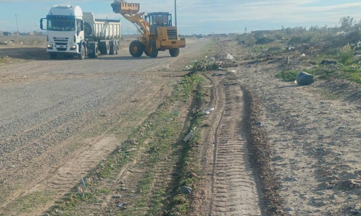 Rawson refuerza la limpieza de minibasurales y pide denunciar a quienes arrojan residuos