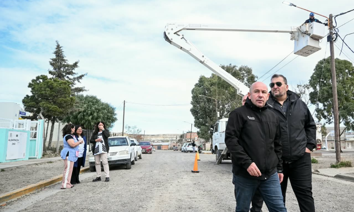 Sastre destacó el trabajo conjunto con Servicoop para seguir fortaleciendo la seguridad en los barrios