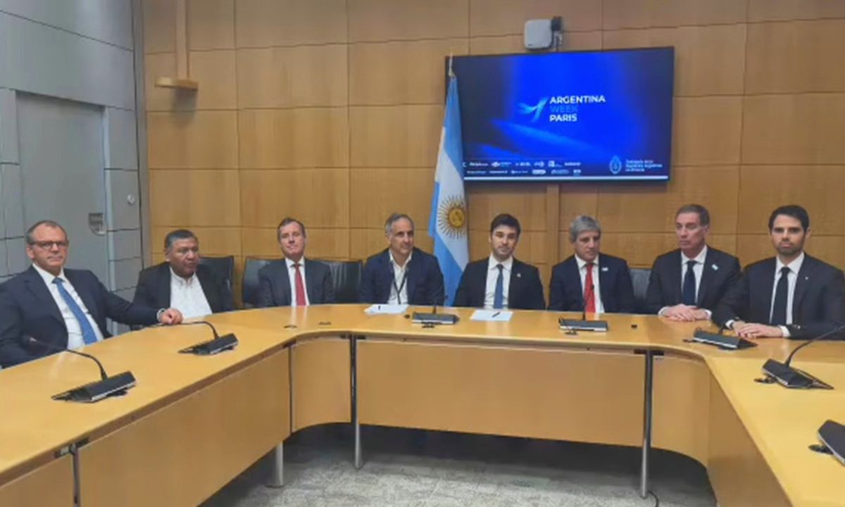 Anunciaron en París una inversión hidrocarburífera de 1.200 millones de dólares para la Cuenca del Golfo San Jorge