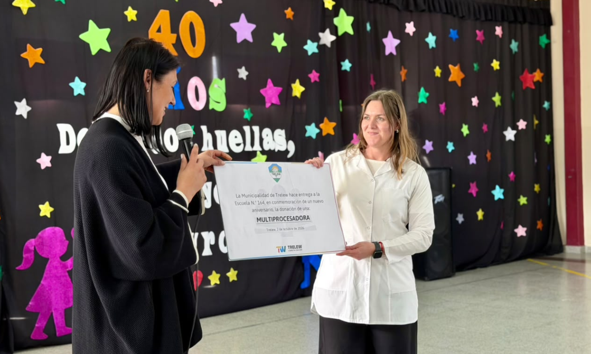 La Escuela 164 del barrio Los Aromos de Trelew celebró sus 40 años junto a la comunidad