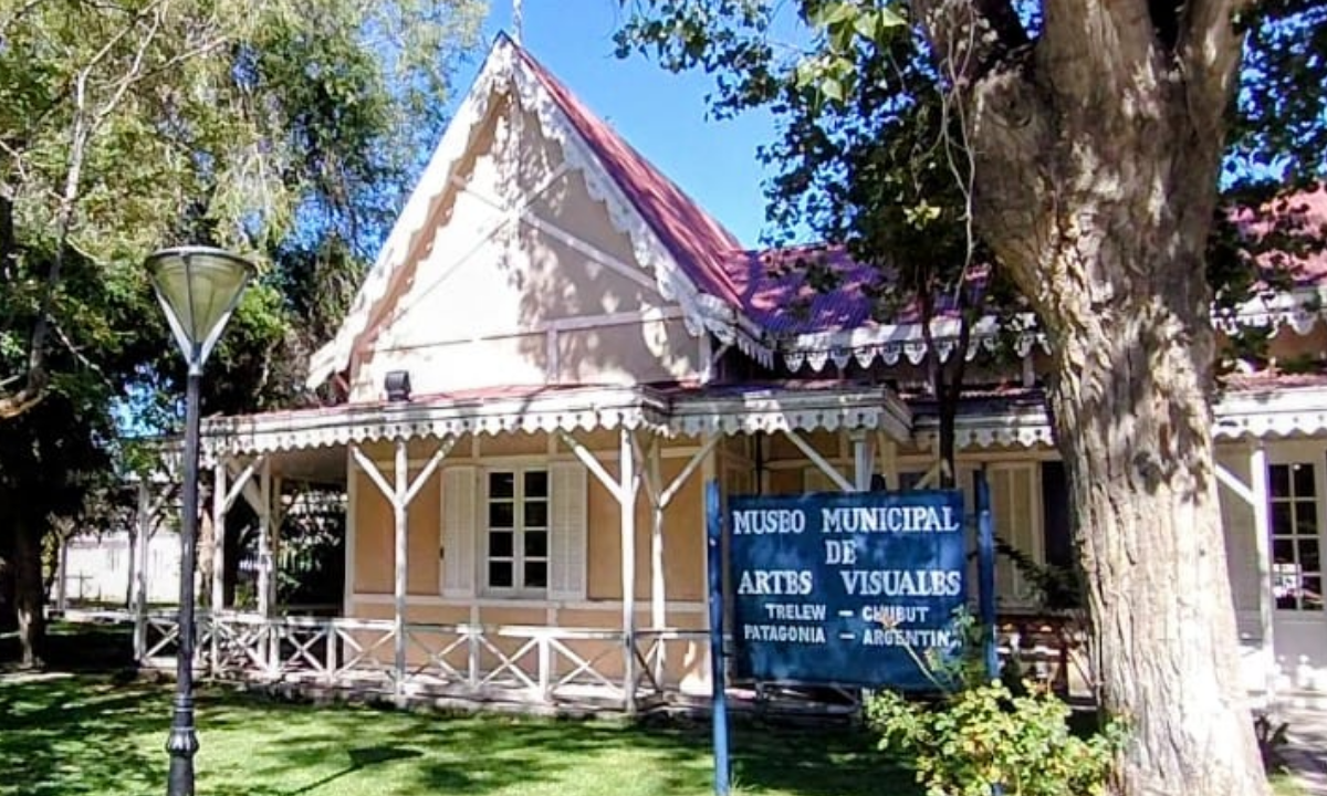 Historia y vanguardia artística en la muestra del Museo Municipal de Artes Visuales de Trelew