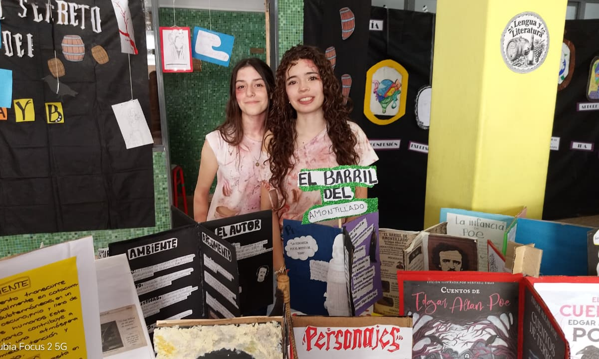 La comunidad educativa presentó una muestra interdisciplinaria inspirada en Edgar Allan Poe