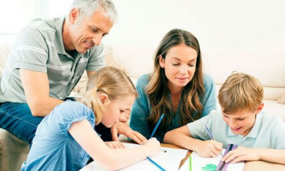 Piden que las familias ayuden en el proceso educativo