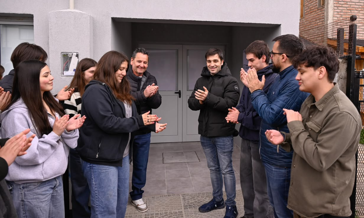 Torres, Molina y Taccetta inauguraron la Casa Estudiantil de Corcovado en Esquel: “Los jóvenes van a tener las mismas oportunidades de desarrollarse”