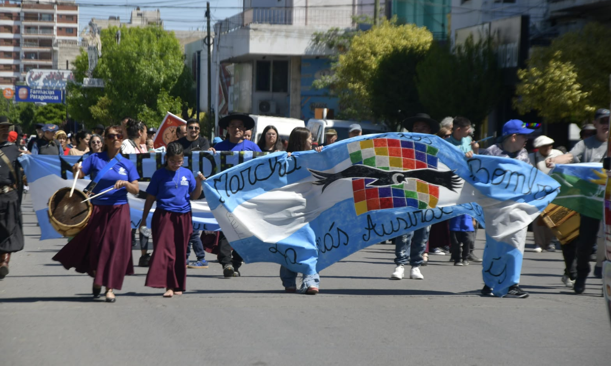 Trelew realizará la 9ª edición de la Marcha de los Bombos con música, danzas y talleres