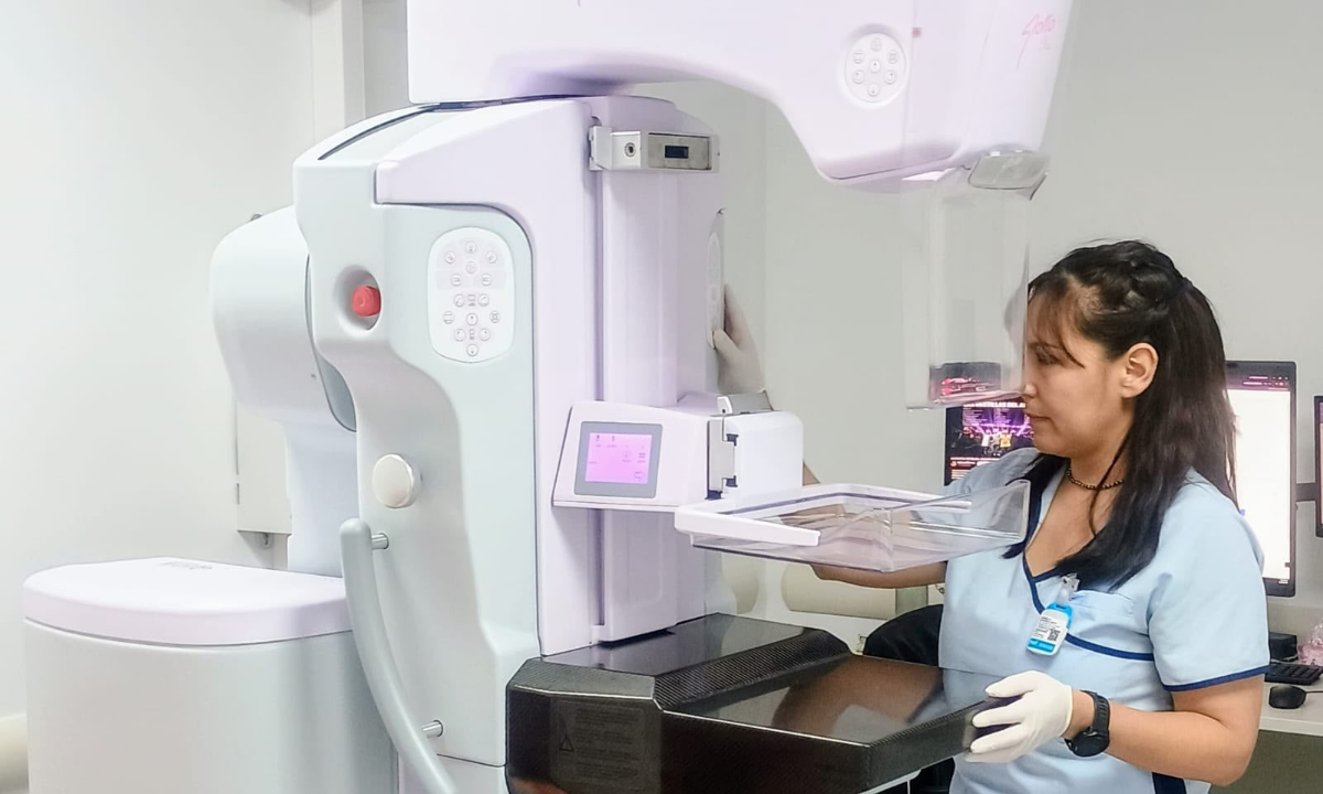 Octubre Rosa: hospitales cabecera ya realizaron más de 450 mamografías