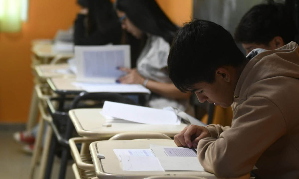 Vacantes 2027: últimos días para solicitar el ingreso al Nivel Secundario