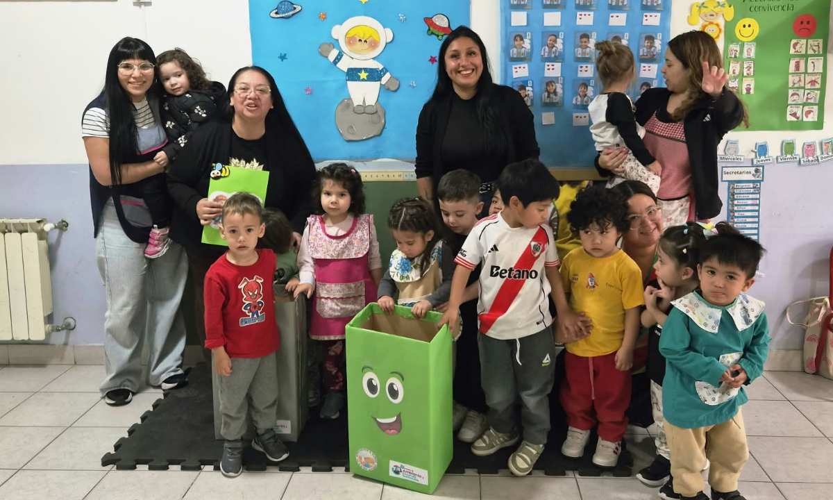 Niñas y niños del Jardín Municipal del barrio Río Chubut aprendieron cómo crecen las plantas