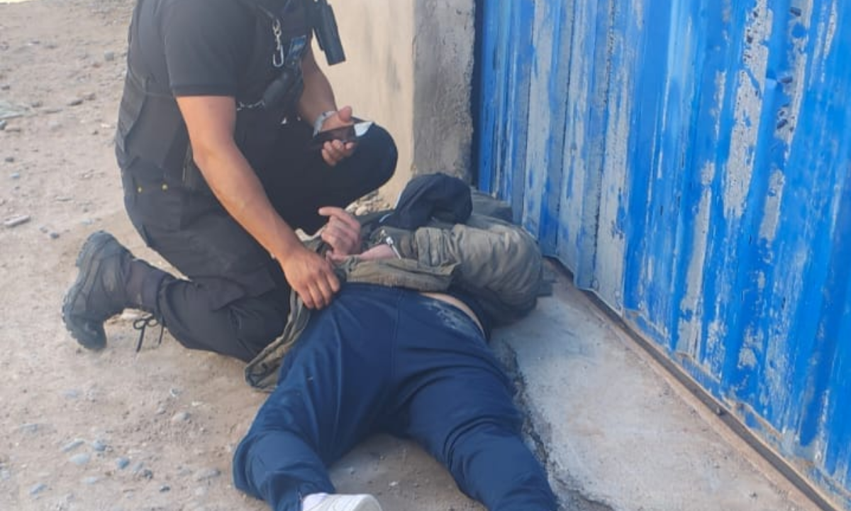 Trelew: detuvieron a un hombre que intentó robar en una vivienda del barrio Oeste